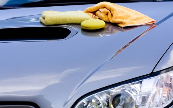 5 trucchi per lavare gli interni dell'auto con poco - CODEGHINI AUTO