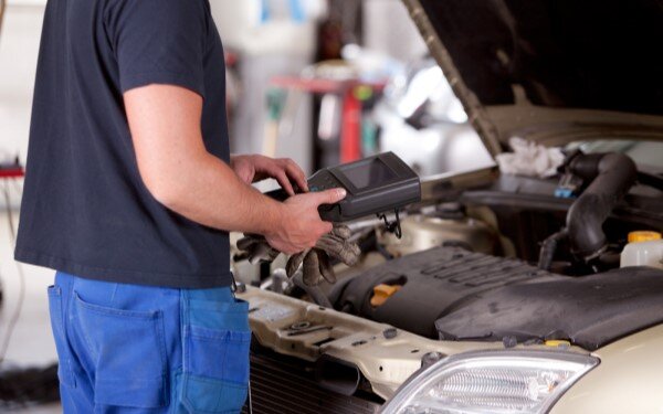 Ritardo tagliando auto: rischi e conseguenze - MiaCar